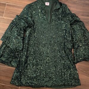 Love Green Sequin Long Sleeve Dress